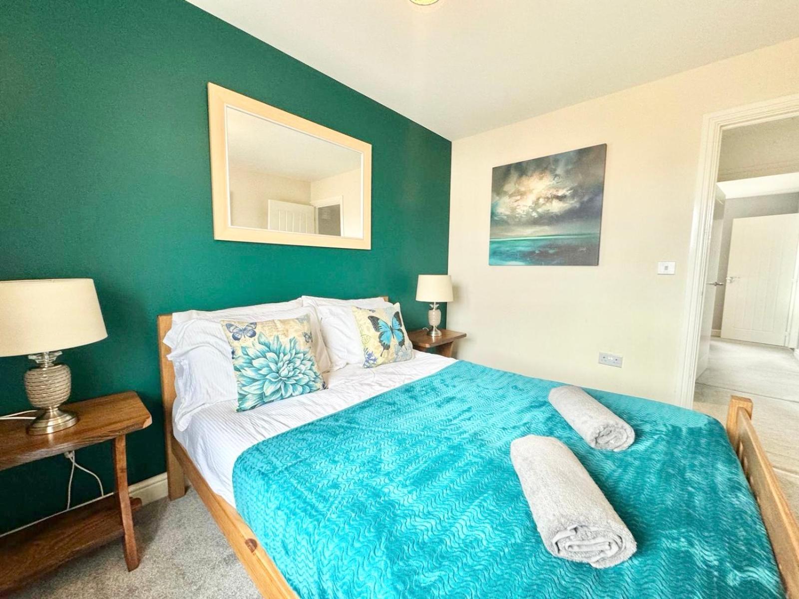 Home Centrally Located In Folkestone, Great Location For Families Or Workers المظهر الخارجي الصورة
